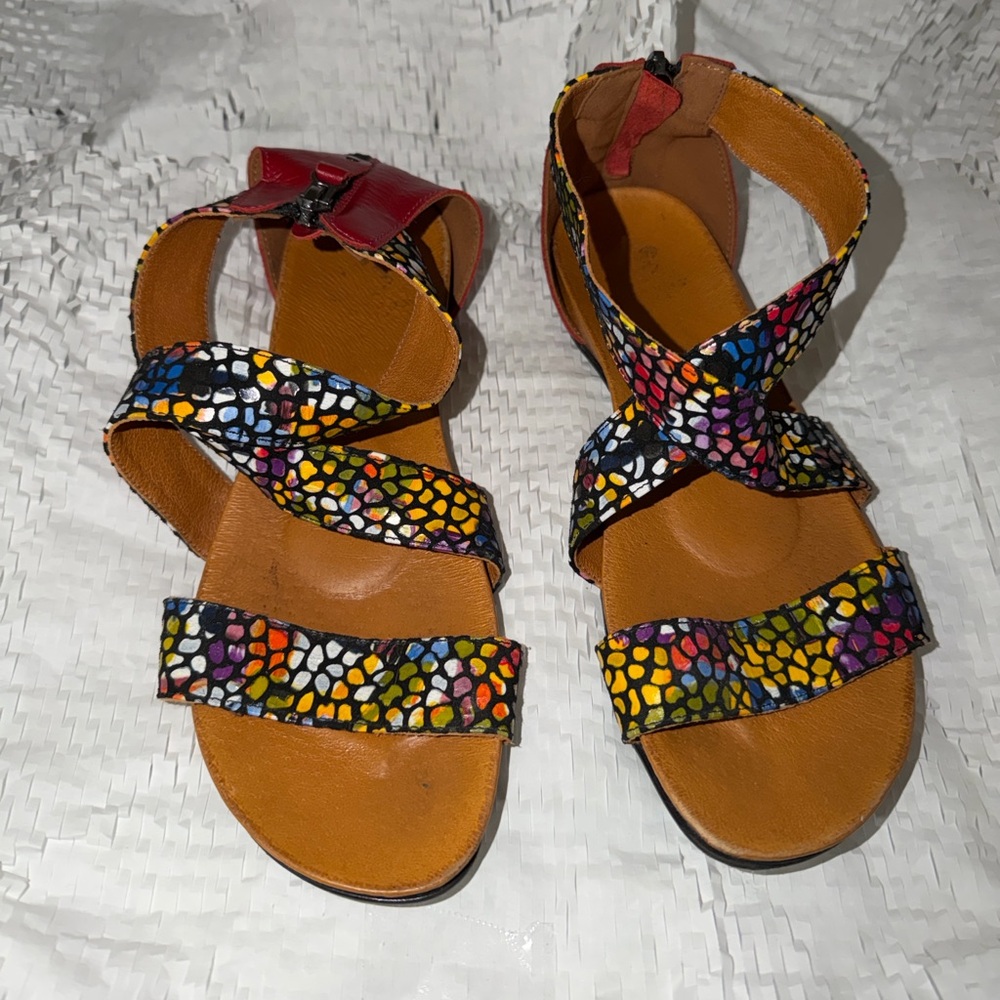 EMBASSY LONDON colorful mosaic leather sandals